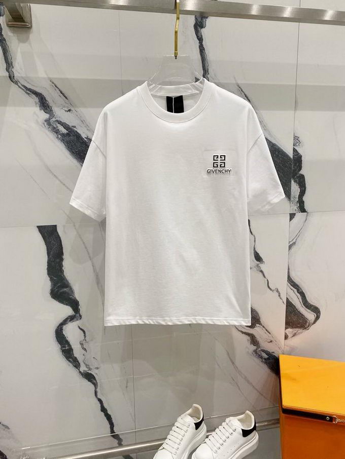 Givenchy T-shirt Wmns ID:20250529-553